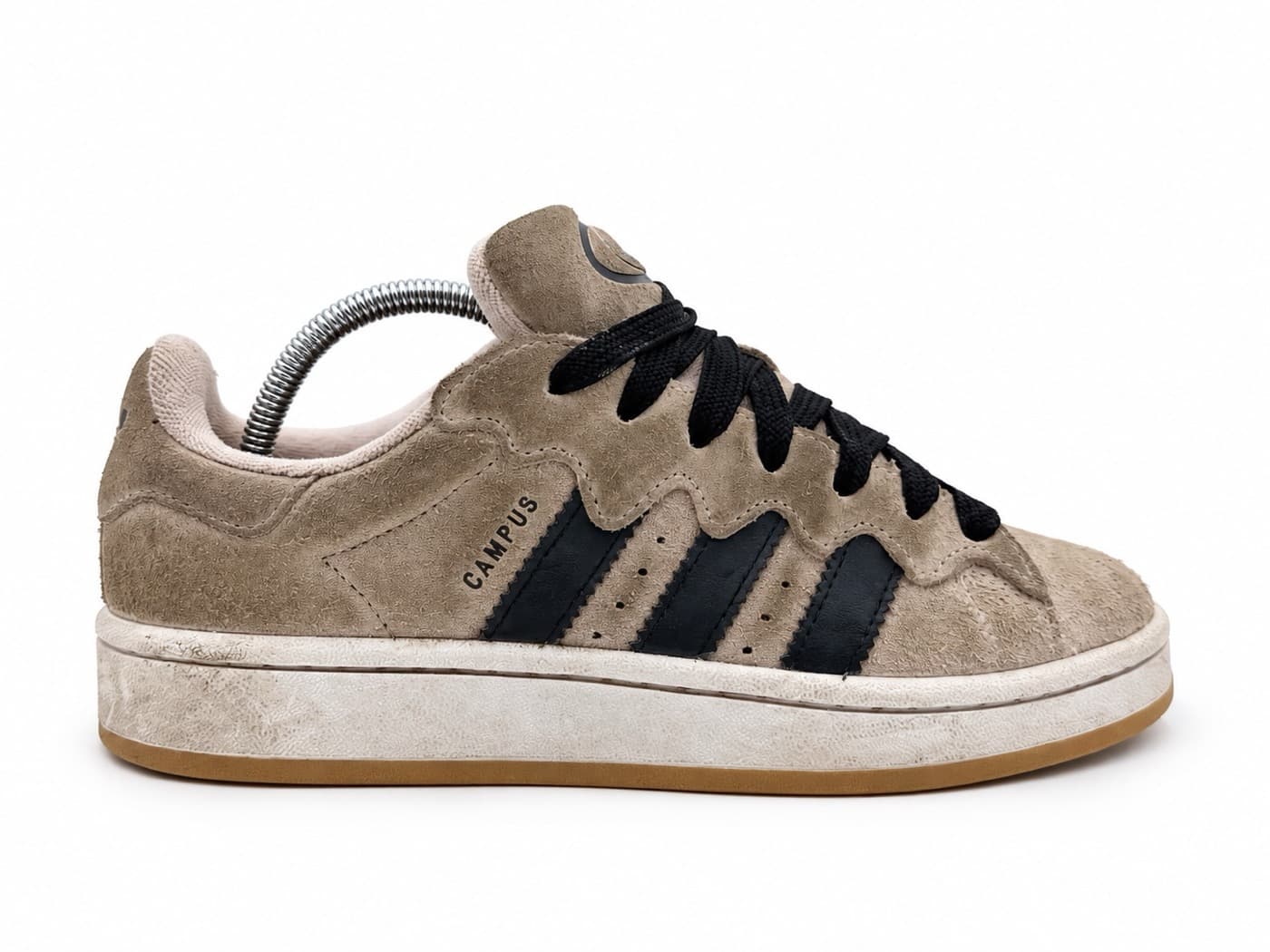 Avant — Adidas Campus — nettoyage daim